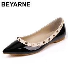 Größe 34-43 New Fashion Casual Women Spitz Niet Flache untere Schuhe Frauen Slip Auf Valentine Wohnungen Candy Farbe Zapatos Mujer