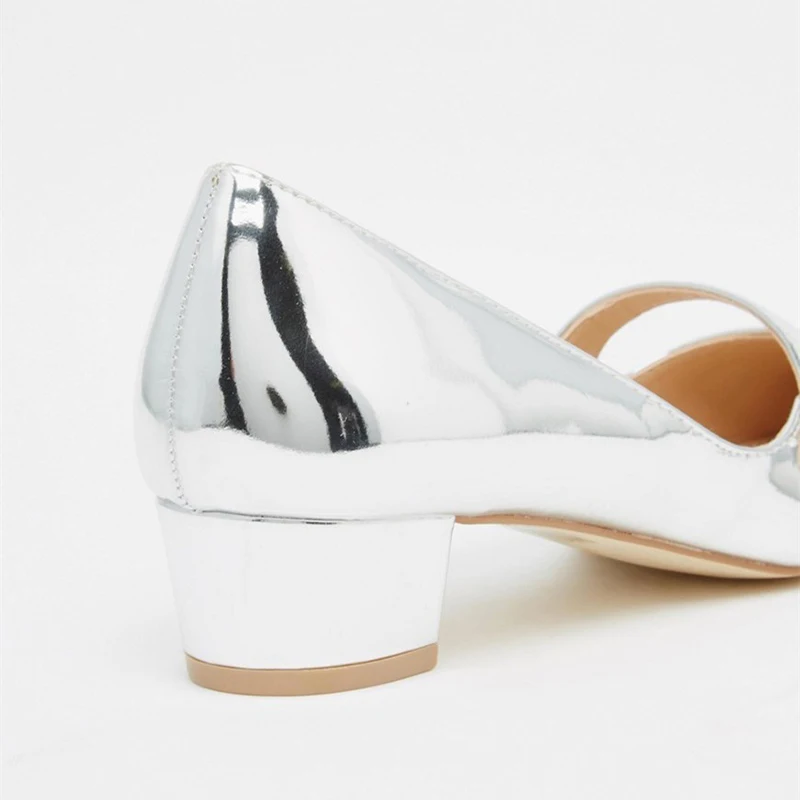 silver_mary_jane_pumps_pointy_toe_chunky_heels_vintage_shoes_1_