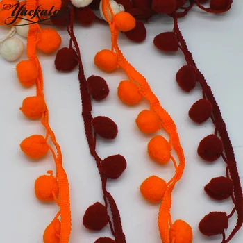 

Christmas Lace YACKALASI 25 Meters/Lot Large Pompom Fringe Ball Flower Lace Trimming Sewing Applique 2.8CM Wide (Ball-1.8cm)