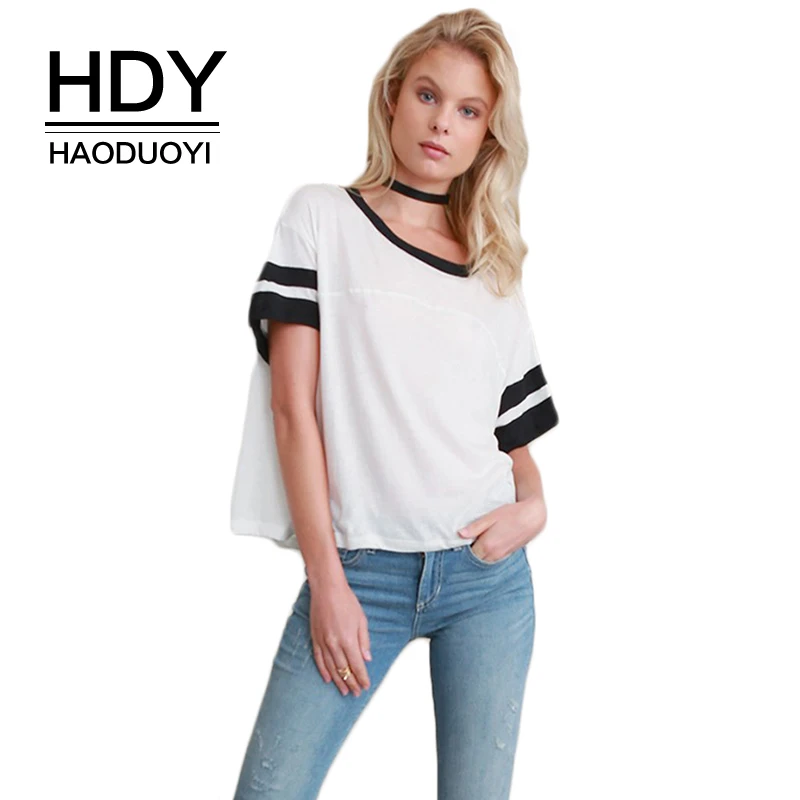Женская футболка HDY Haoduoyi белая Повседневная оверсайз в полоску с коротким