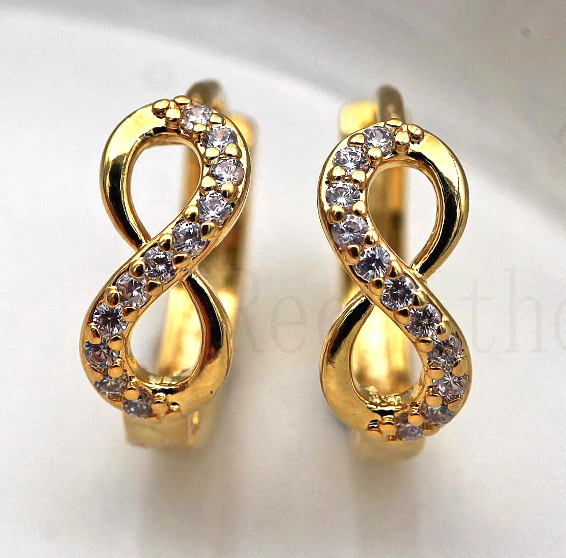 

Luxury Earrings for Women Gold Filled Hollow Cubic Zirconia Earring Circle Hoop Earrings Trendy Wedding Engagement Jewelry