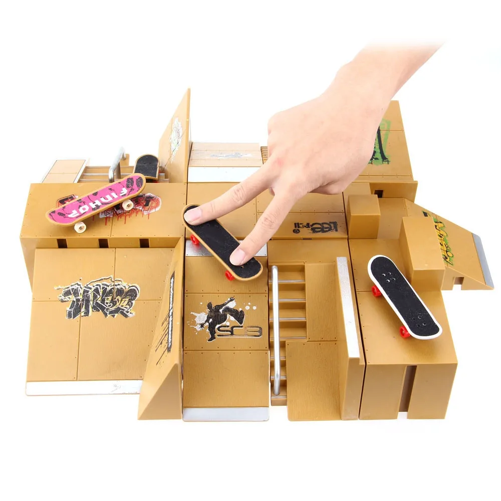 

Finger Skateboards Game Toy 11pcs Skate Park Kit Kids Toys Ramp Parts for Tech Deck Finger Board Ultimate Sport Training Props