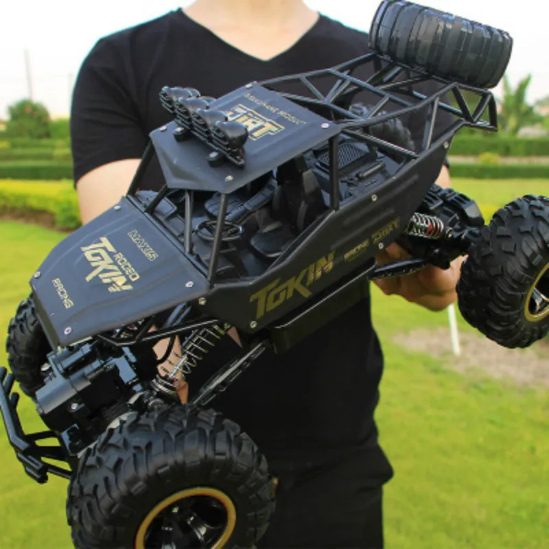 Радиоуправляемая машина 1/12 4WD с дистанционным управлением, высокоскоростная машина 2,4 ГГц, электрические радиоуправляемые игрушки, монстр-Трак, багги, внедорожные игрушки, детский сюрприз, подарок - Цвет: 37cm black
