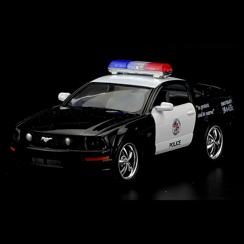 Kinsmart 1:38 2006 Mustang GT полицейская игрушка автомобиль сплав литья под давлением модель автомобиля игрушка с откатом назад для детей Подарки Игрушка коллекция