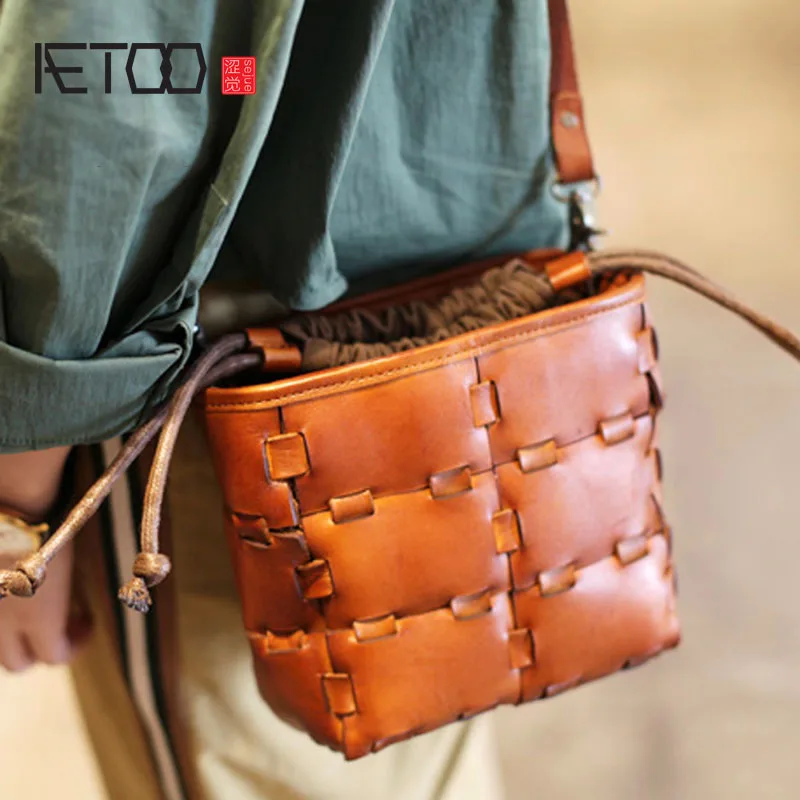 

BJYL Vintage ethnic wind woven bag Sen small bucket bucket bag handmade leather wild women bag shoulder Messenger bag