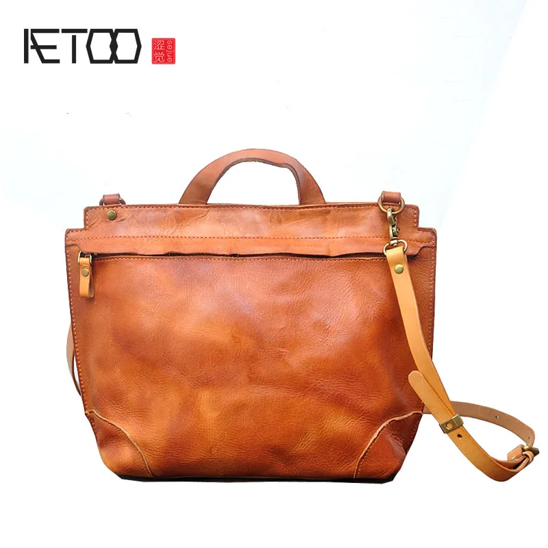 

AETOO Original handmade retro bush leather crease head layer cowhide tannery Japanese and Korean version of the personalized tid