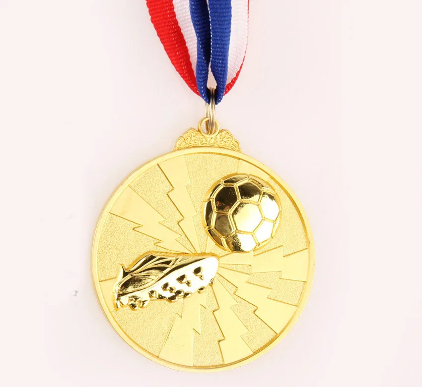 

6.5cm Football Gold Medal Customized Soccer Memorial Medal Fans Souvenir Gift