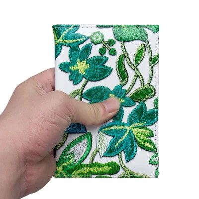 New Fashion Floral Passport Cover Travel Passport Case Russia Document Cover SIM Passport ID Card Holders For Women