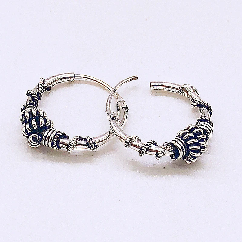 

Vintage Silver Round Earrings Small Hoop Earrings Lovers Circle Earrings for Women Men Couple Earring Bijoux Retro Jewelry Gift
