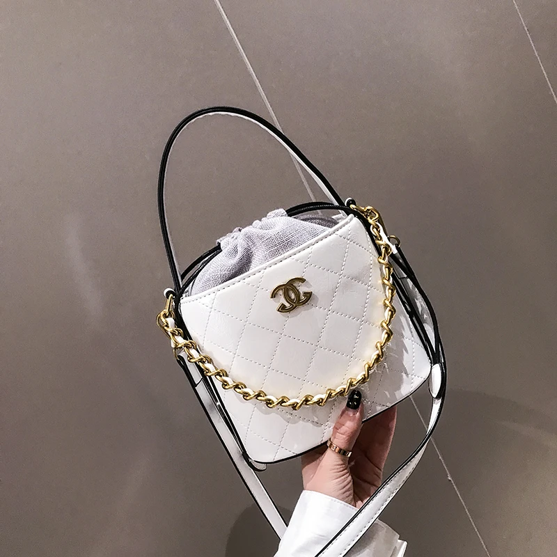 

channels bag High-quality Texture Bag Bucket Lady Handbag New Versatile Diamond Lattice Single Shoulder Diagonal Chain Bag