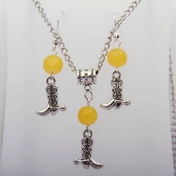 

2017 Hot 12 Set/Lot Ancient silver Cowboy Boots Multicolor Glass Bead Charm Pendant Necklace&Earring Set Women Jewelry Gift K373