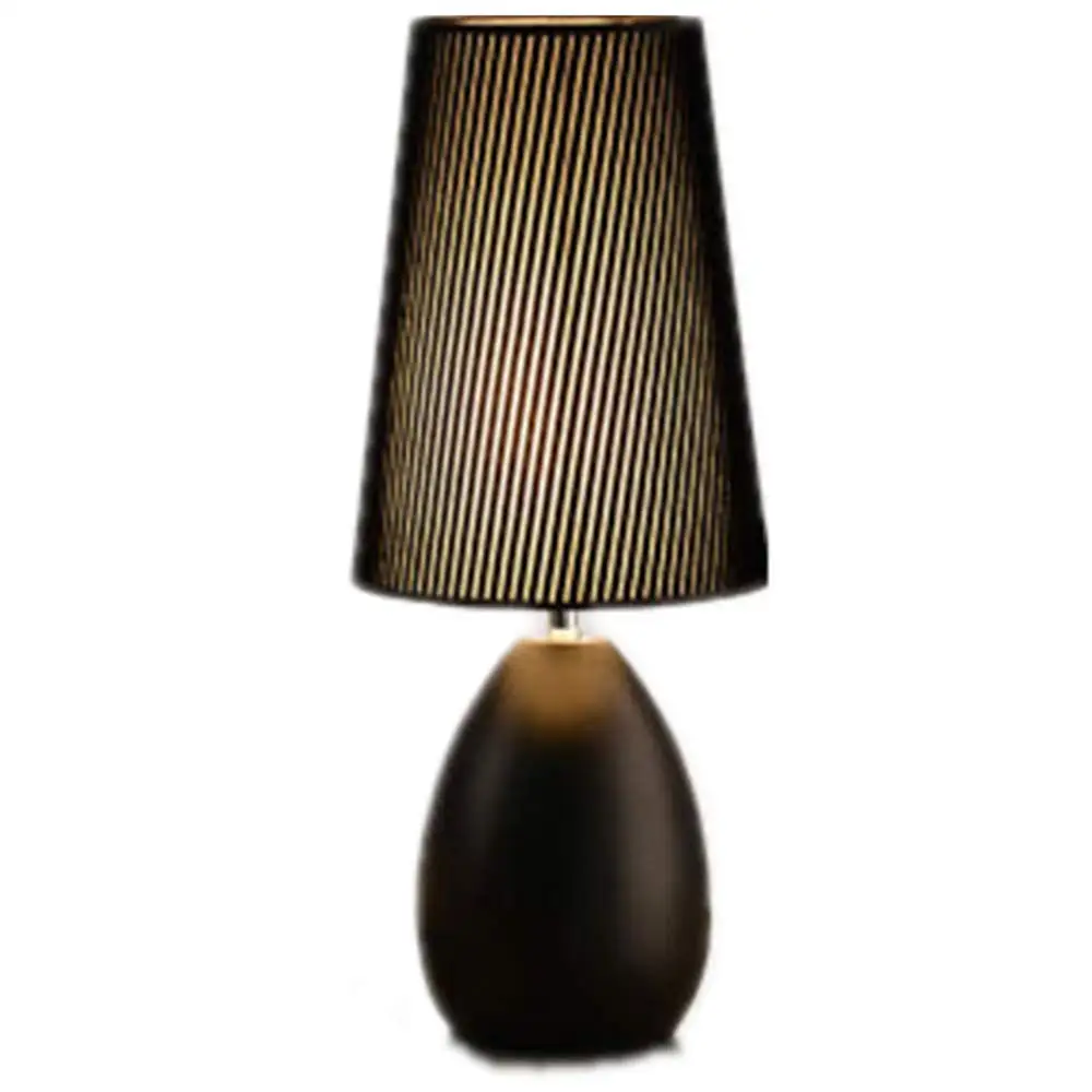 

E27 Table Lamps for Bedroom European Creative Princess Garden Wedding Luxury Decorative Bed Lamp Bedroom Lamp for Living Room