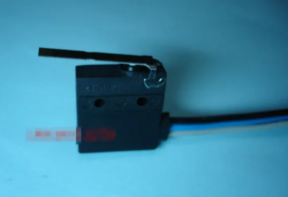 

Original new 100% import micro switch waterproof switch SW-05S-03 strip line 5A 250VAC