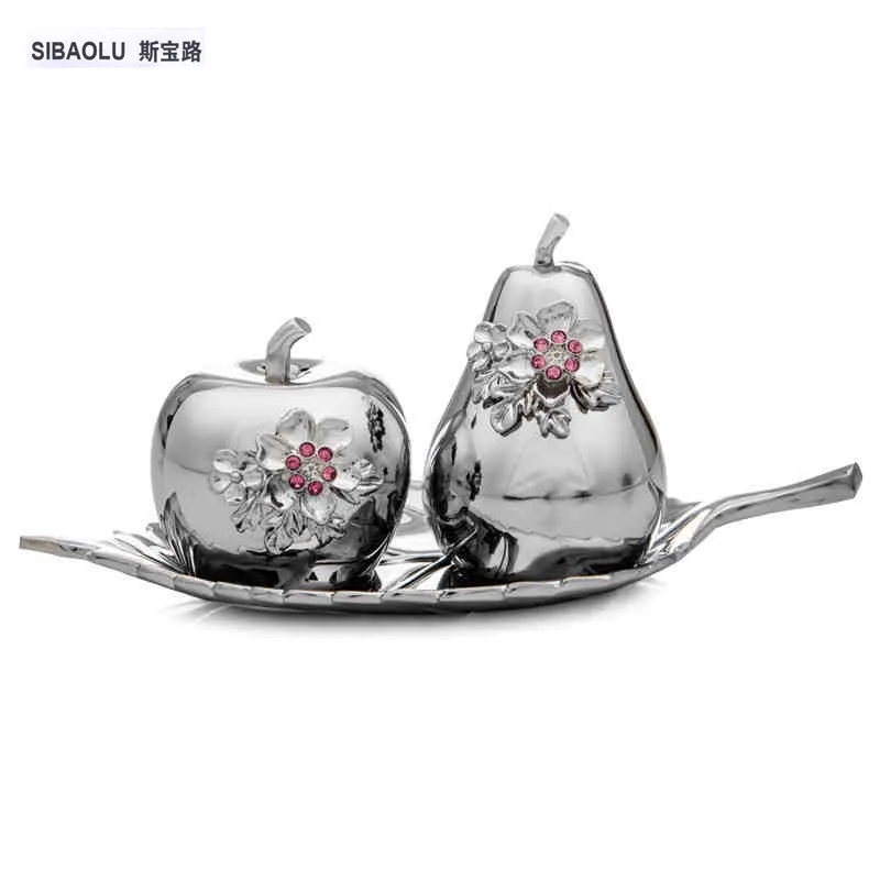 

Salt and pepper shaker silicon Seasoning bottle Salt pigs Cellars & servers Seasoning pot Herb & Spice Tools Table decoration