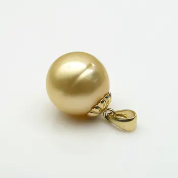 

Lustrous Golden South Sea Cultured Pearl Pendant Jewelry 9K Yellow Gold 11.3MM