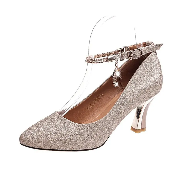 

Shining Fashion Show High Heels 2019 Spring New Pointed Shallow Buckle with Scrub Face Buckle White Collar OLWomen's Sandals