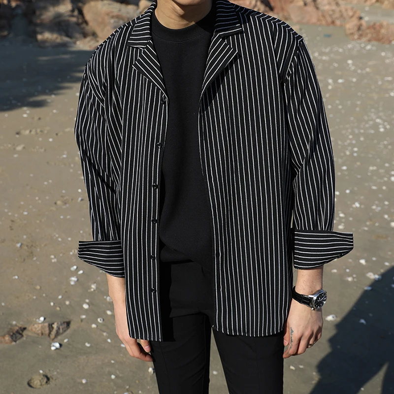 

The new spring 2017 and pure and fresh temperament delicate silky stripe loose long-sleeved shirt black /apricot coat bag mail