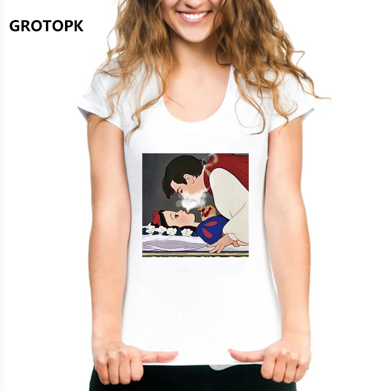 

Snow White and the prince Harajuku Casual T-shirts Women Clothes 2019 TShirt Summer Streetwear Tops Tee Shirt Female T-shirt