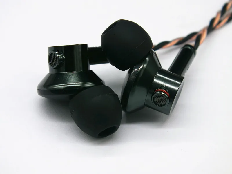 Mic Fever Bass Isolating 1