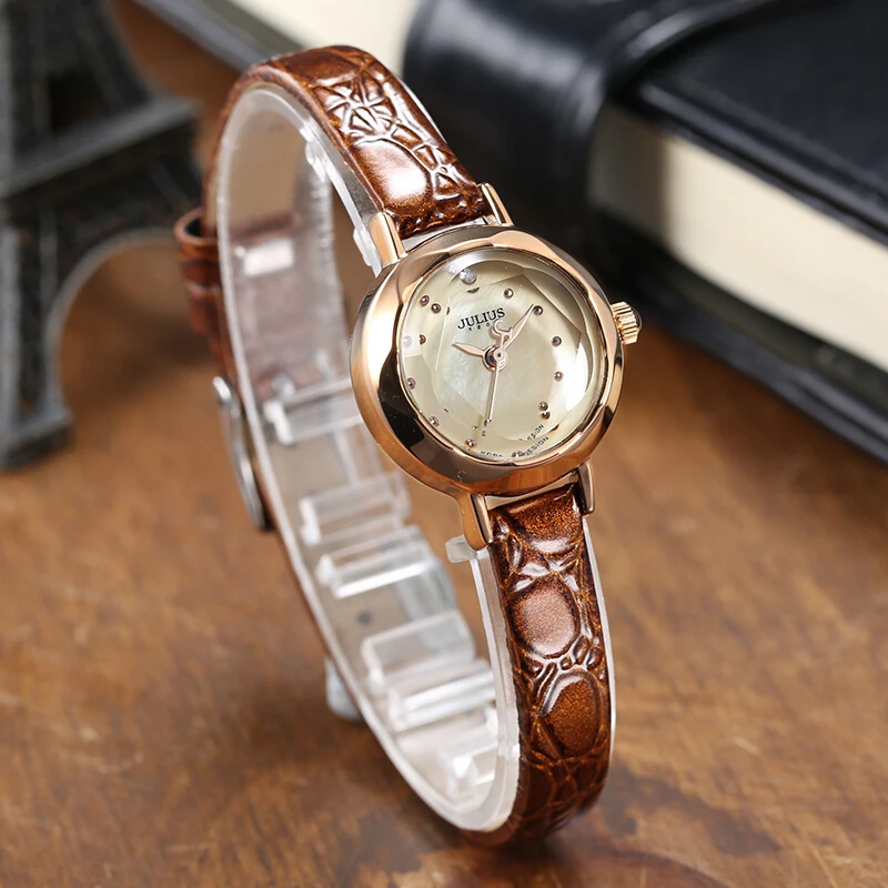 Hot Women leather anolog wristwatch ladies dress rhinestone watches fashion casual Japan quartz watch Luxury famous Julius colck Hot Women leather anolog wristwatch ladies dress rhinestone watches fashion casual Japan quartz watch Luxury famous Julius colck