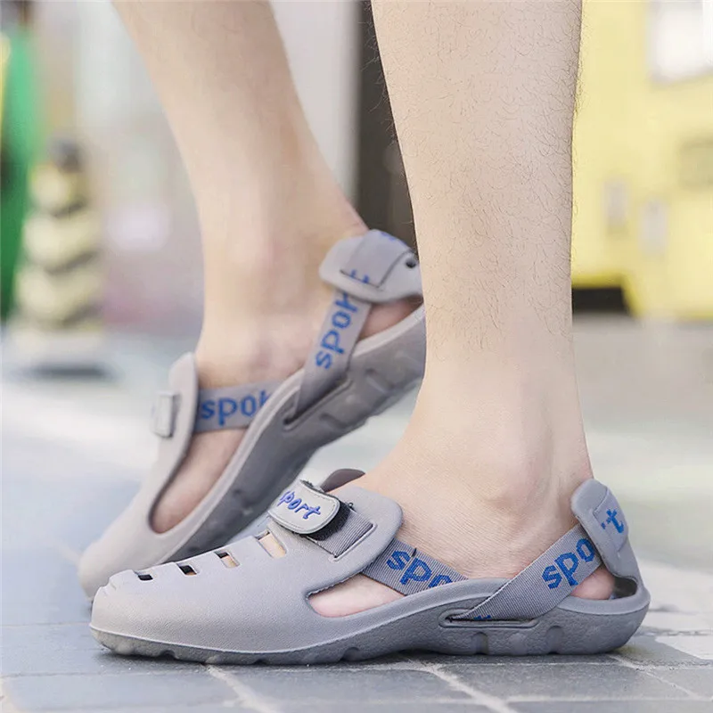2019  Summer Men's Fashion Casual Slippers Outdoor Beach Slippers Comfort Sandals terlik Mans footwear 40JA2922