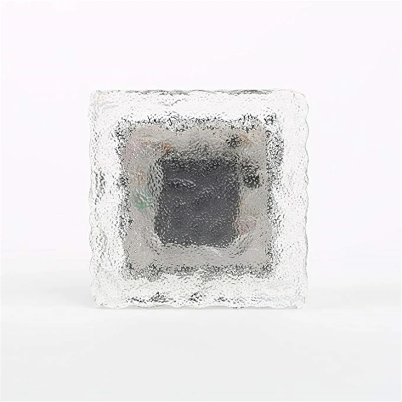 am09