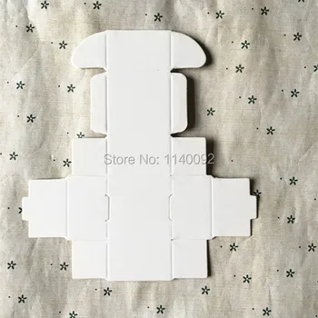 

Free shipping 30pcs a lot 4x4x2.5cm white paper casket/candy case/packing box/top grade gift case/useful snack case