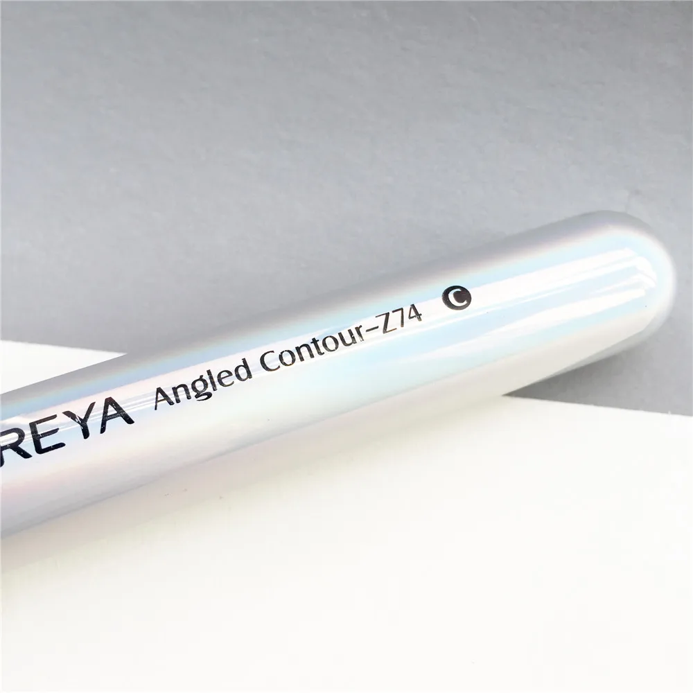 Luxe Angled Buffing Foundation Brush _6