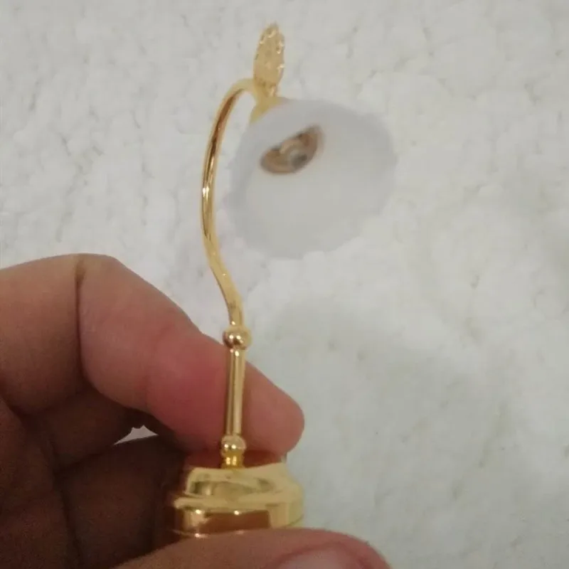miniature lamp