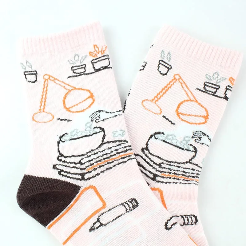Ins/Новинка; милые повседневные носки для девочек с изображением Ежика из мультфильма; модные красивые носки для подростков