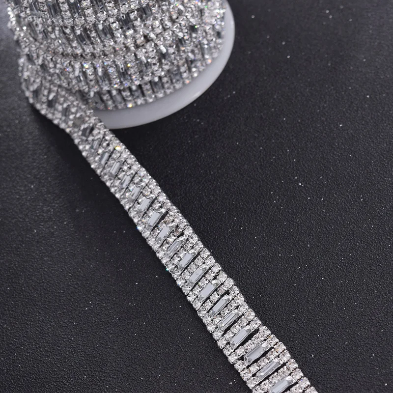 Crstal rhinetone trim (4)