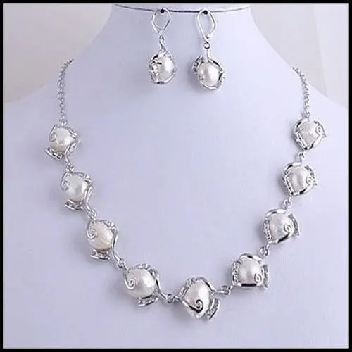 

hot Free shippingNatural Weird Whire Pearl Necklace Earrings Sets