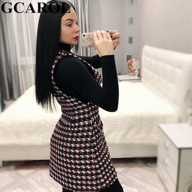 Платье GCAROL Осеннее/зимнее с глубоким треугольным вырезом яркое завязками