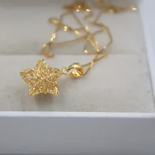 Настоящая 18 К желтая белая Золотая подвеска Женская пятизвездочная пустотелая подвеска Лучший подарок 0,8-1,0 г ювелирные изделия для женщин