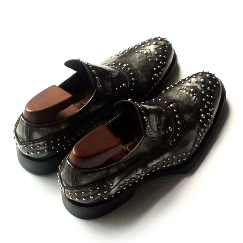 Style Hombre Semelle Mocassins Model Bout Zapatos Hommes Vache Rond Géométrique Classique Glissement Partie En Cuir Chaussures Sur Punk Rivet TEFxz