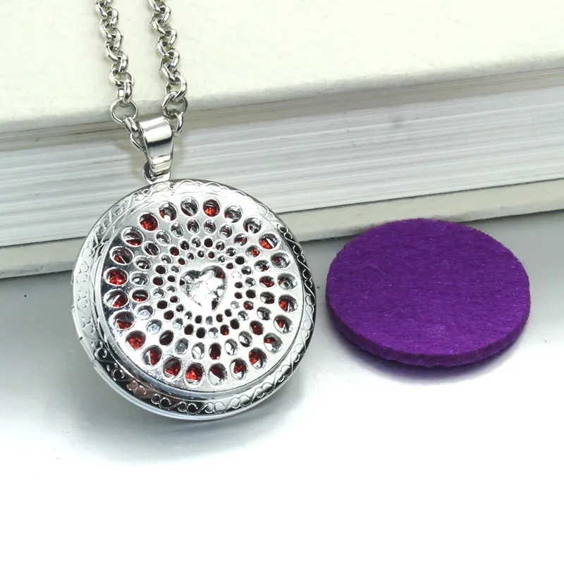 1pcs Round Aroma Diffuser Open Antique Lockets Pendant Perfume