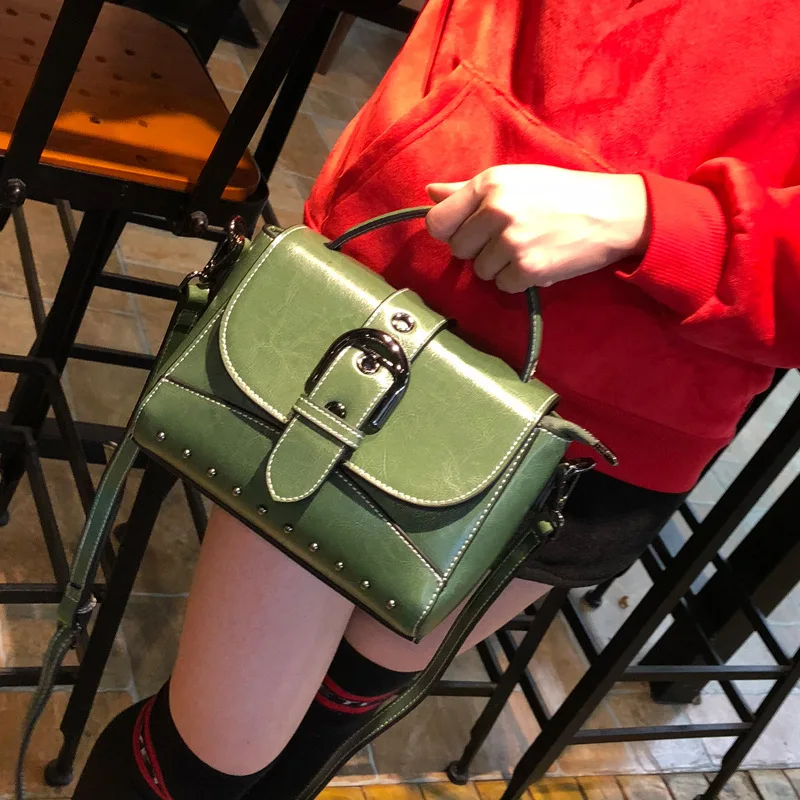 

LOVELY Topest Korean Demeanour Fashion Pattern Genuine Woman Leather Wax Oil Cowhide Handbag Package