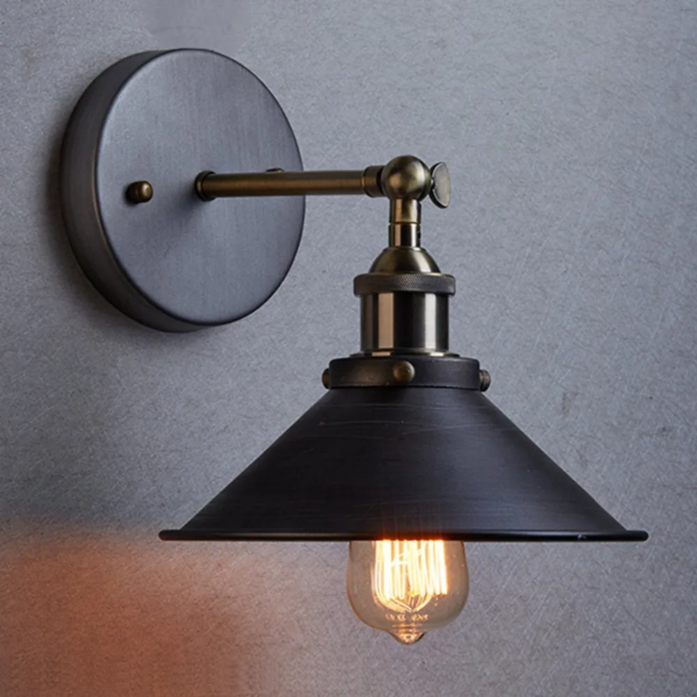 Lampade da parete in ottone acquista a poco prezzo lampade da ... Lampadari disegno Ottone