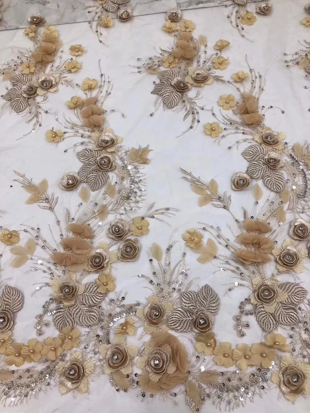 

African French Tulle Net Lace Fabric 2018 Latest Embroidered Nigerian 3D Flower Lace Fabrics For Wedding Dress