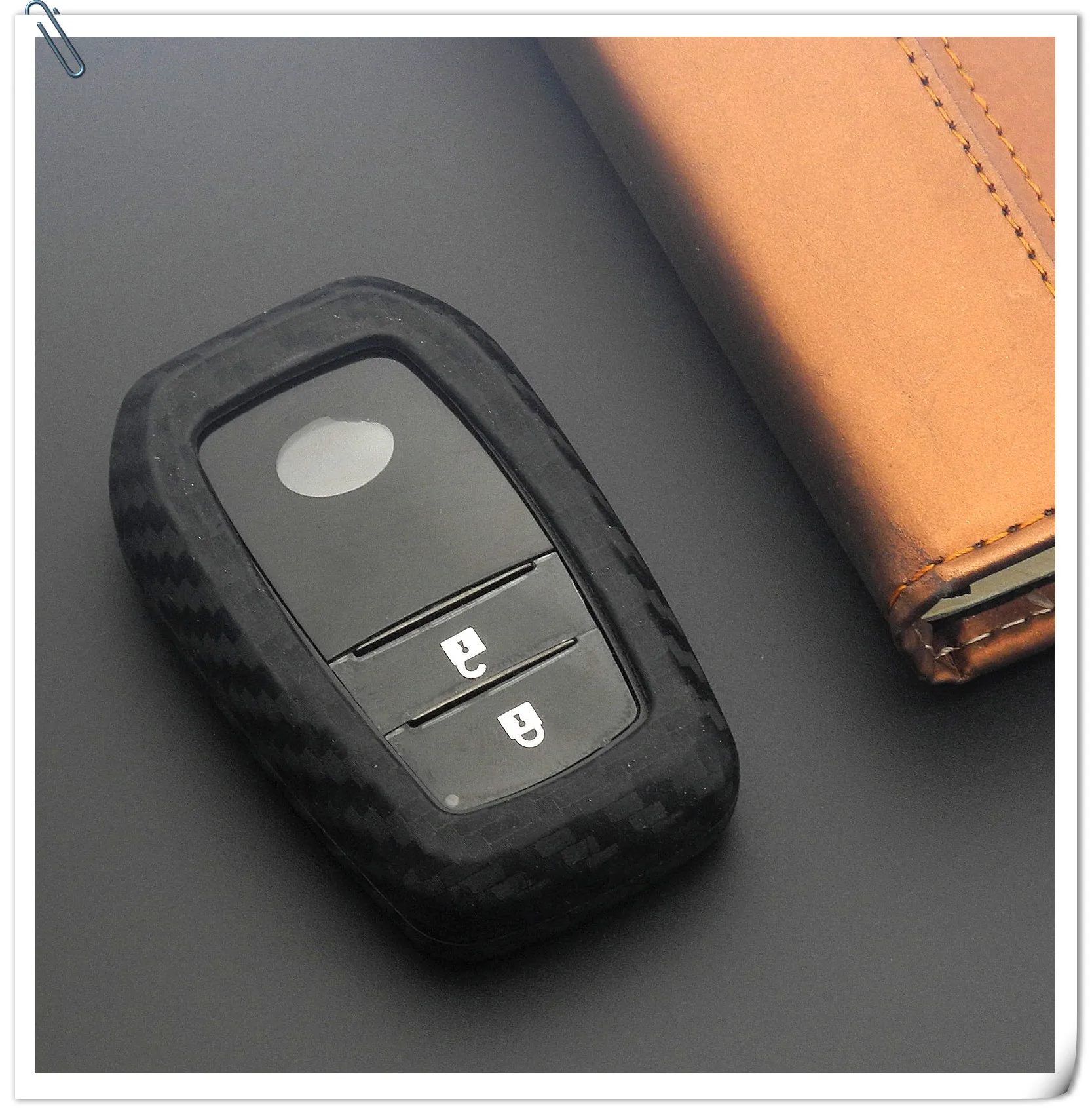 Keyforkess Cover per chiave a distanza in Silicone al carbonio per Toyota CHR Land Cruiser 200 Avensis Auris Corolla custodia per portachiavi a 2 e 3 pulsanti 8 Keyforkess Cover per chiave a distanza in Silicone al carbonio per Toyota CHR Land Cruiser 200 Avensis Auris Corolla custodia per portachiavi a 2 e 3 pulsanti -