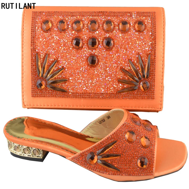 

New Arrival Orange Color Italian Ladies Shoes and Bag Set Decorated with Rhinestone Nigerian Women Wedding Shoes and Bag Sets