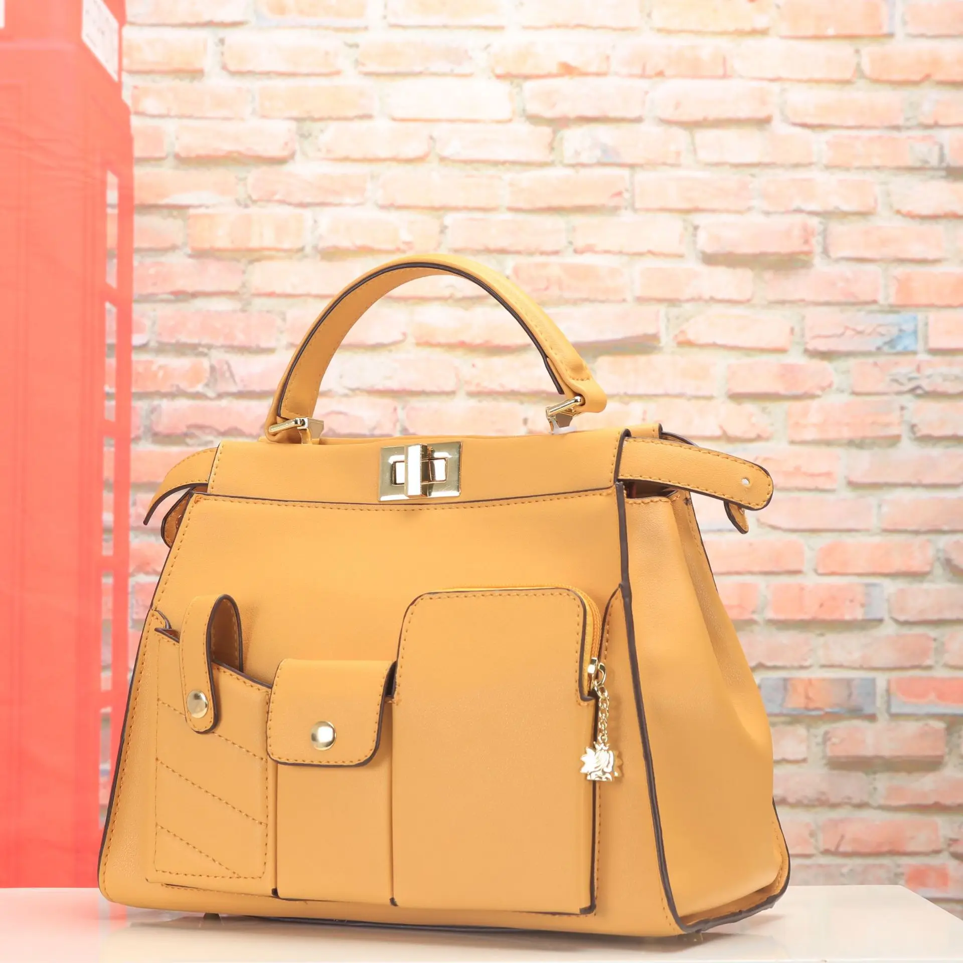 

Women Commuter Bag Tote Lady Handbag Multi Pocket Large Capacity European American Show Designer Brand Pu Leather Bolsa Feminina
