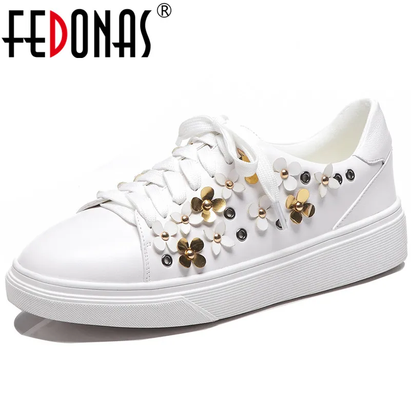 

FEDONAS New Spring Summer Genuine Leather Women Flats 2020 Cross-tied Round Toe Women Sneakers Basic Casual Platform Shoes Woman