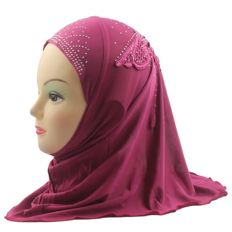 Girls Hijab Kids Muslim Beautiful Embroidery Hijab Islamic Fashion Scarf Shawls Flower Pattern about 45cm