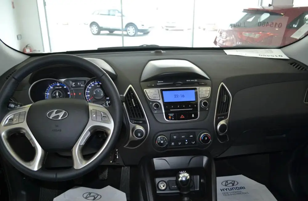 Автомобильное радио GPS фронтальная камера Бесплатная карта USB vidio HD1080 для Hyundai Tucson