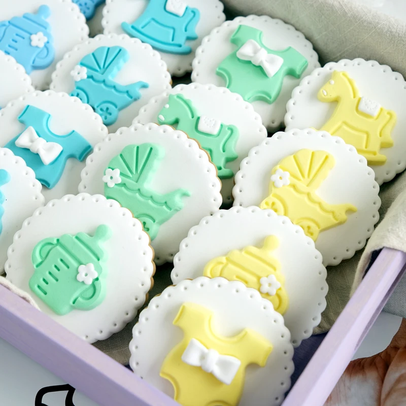 4pcs Simulation Cookie Years Feast Dessert Table Cute Baby Series Cookies