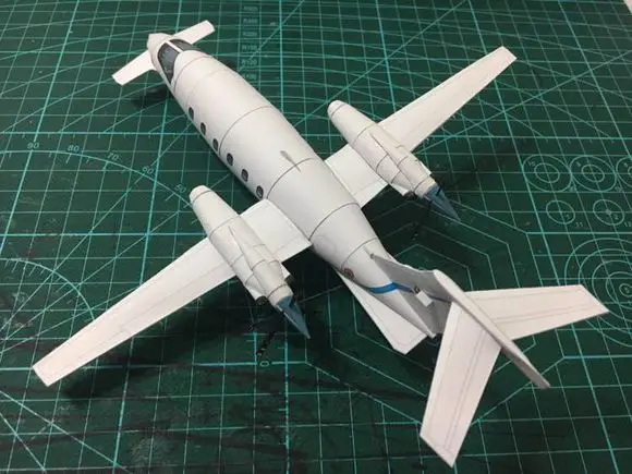 1: 72 Biacho Avanti P180 Private Jet 3D Бумажная модель Сделай Сам игрушка