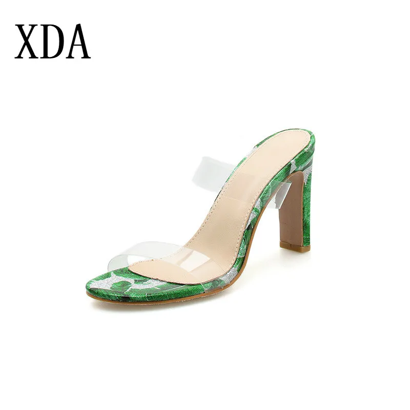 

XDA 2019 Concise New Women slipper Pumps PVC Square Heel Transparent slipper Slip-On Summer Pumps Round Toe Wedding sandals D327