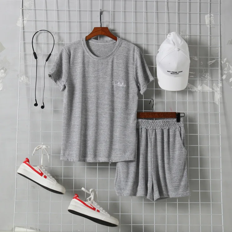 10749596284_1869239167