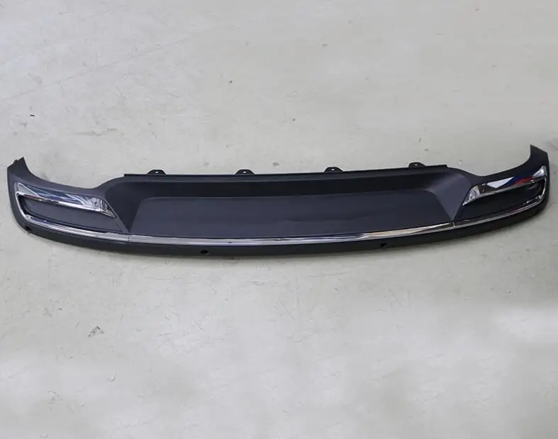 Difusor de parachoques trasero PP negro de alta calidad, labio trasero del coche automático con línea cromada para skoda Octavia 4dr o 5dr 2015 2016 2017